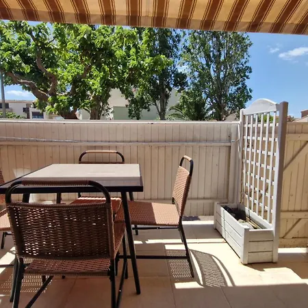 Apartmán Le Wenge De La Marina- Appt En Rdc Avec Terrasse Et Parking Saint-Cyprien (Pyrenees-Orientales)