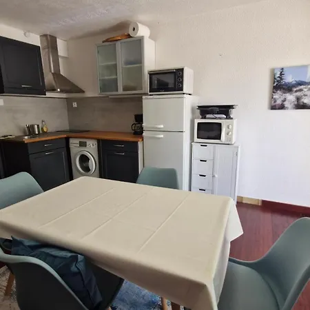 Le Wenge de la Marina- Appt en RDC avec terrasse et parking *